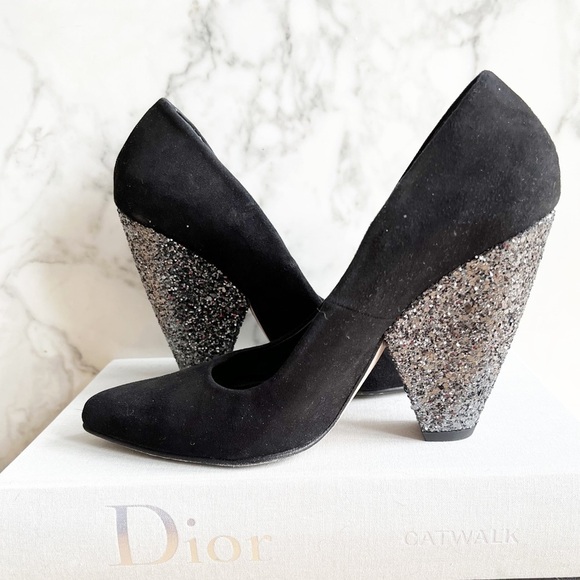 Ramon Tenza Suede Heels - Picture 3 of 11